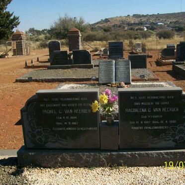 HEERDEN Michiel C., van 1894-1967 &amp; Magdalena C. MYBURGH 1907-1990