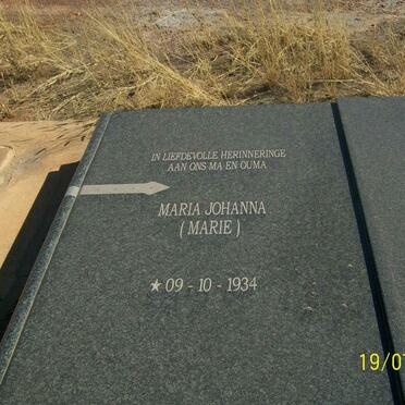 UYS Hendrik Johannes 1930-2005 &amp; Maria Johanna 1934- 