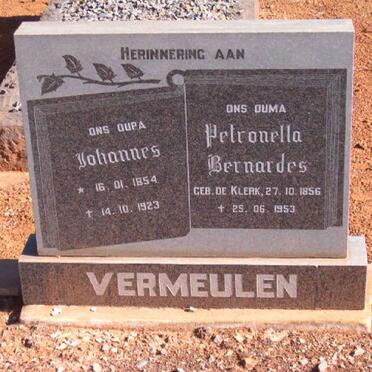 VERMEULEN Johannes 1854-1923 &amp; Petronella Bernardes 1856-1953