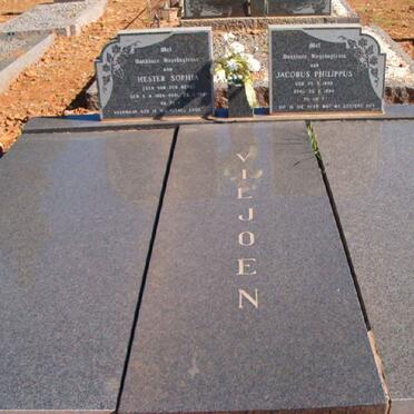 VILJOEN Jacobus Philippus &amp; Hester Sophia