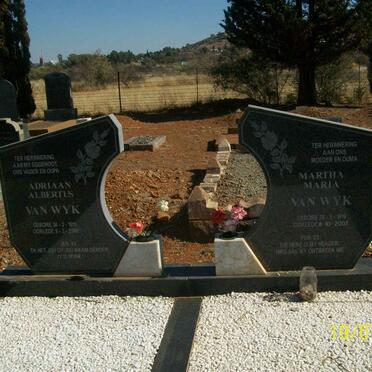 WYK Adriaan Albertus, van 1911-2000 &amp; Martha Maria 1916-2003
