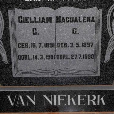 NIEKERK Gielliam C., van 1891-1981 &amp; Magdalena C. 1897-1990