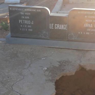 GRANGE Petrus J. , le 1913-1988 &amp; Anna G.W. 1913-1976