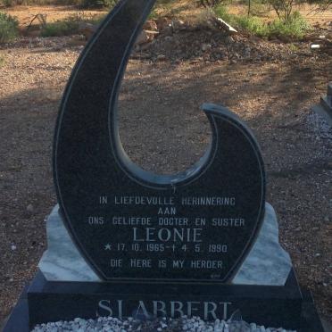 SLABBERT Leonie 1965-1990