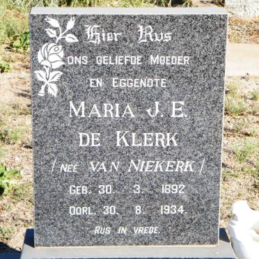 KLERK Jacob, de -1956 :: DE KLERK Maria J.E. nee VAN NIEKERK 1892-1934