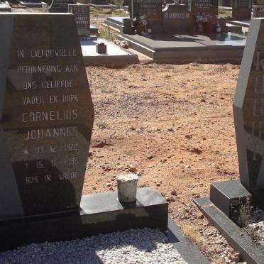 ROODT Cornelius Johannes 1928-1995 &amp; Johanna Maria 1936-1998