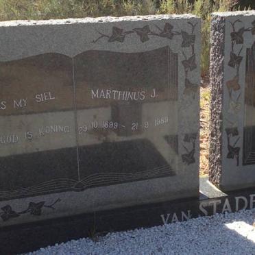 STADEN Marthinus J., van 1899-1989 &amp; Martha F.P. BURGER 1906-1961