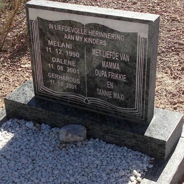 ? Melanie - 1990 :: ? Daleen - 2001 :: ? Gerhardus - 2001