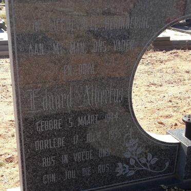 ? Eduard Albertus 1944-1995