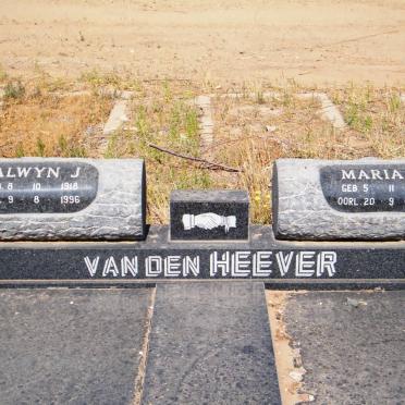 HEEVER Alwyn J., van den 1918-1996 &amp; Maria C 1922-1997