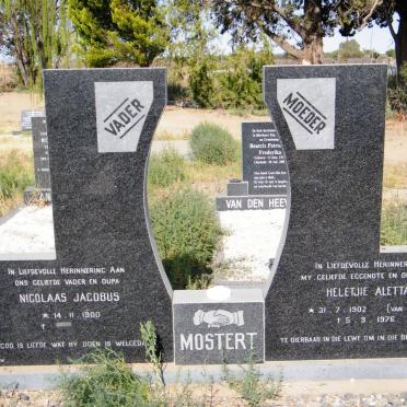MOSTERT Nicolaas Jacobus 1900- &amp; Heletjie Aletta VAN ZYL 1902-1976