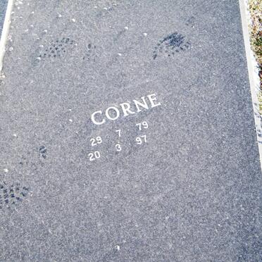 ? Corne 1979-1997