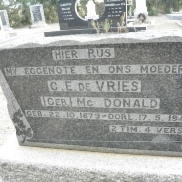 VRIES C.E., de nee Mc DONALD 1879-1949