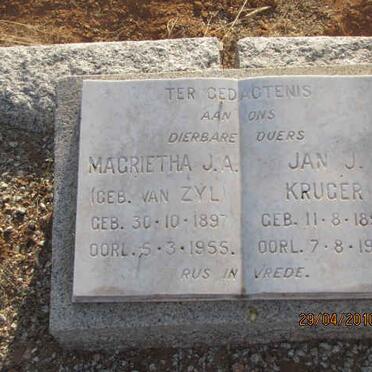 KRUGER Jan J. 1891-1951 &amp; Magrietha J.A. VAN ZYL 1897-1955