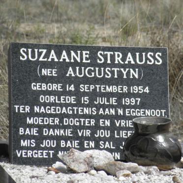 STRAUSS Suzaane nee AUGUSTYN 1954-1997