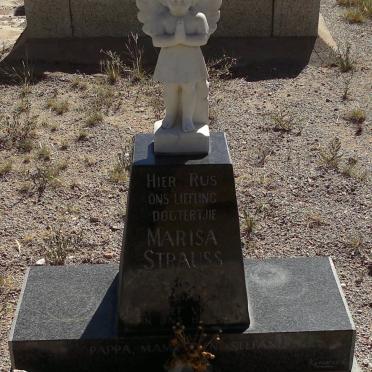 STRAUSS Marisa 
