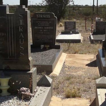 STRAUSS Jacobus Coenrad 1896-1953 &amp; Millicent Elfrieda VAN DER MERWE 1902-1972  