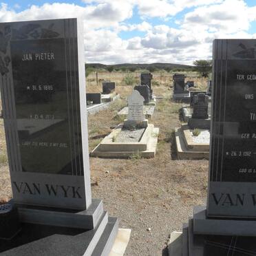 WYK Jan Pieter, van 1895-1973 &amp; Tinie RICHTER 1912-1977