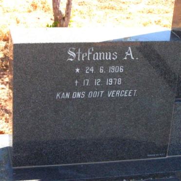 ZYL Stefanus A., van 1906-1952 &amp; Janetta S. 1908-1991