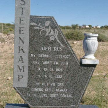 STEENKAMP Attie 1926-1992