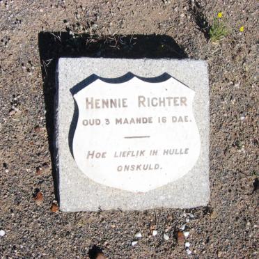 RICHTER Hennie