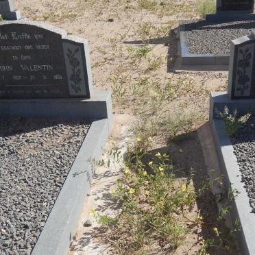 VALENTIN John 1902-1969 &amp; Nita 1912-1973
