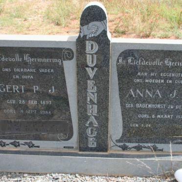 DUVENHAGE Gert P.J. 1897-1988 &amp; Anna J.C. BADENHORST 1895-1970