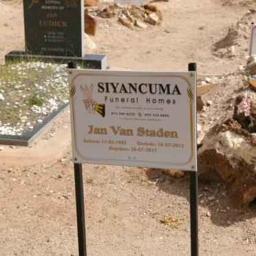 STADEN Jan, van 1945-2012