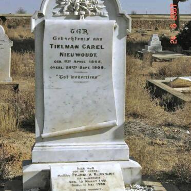 NIEUWOUDT Tielman Carel 1845-1909 &amp; Maria Francina 1851-1939