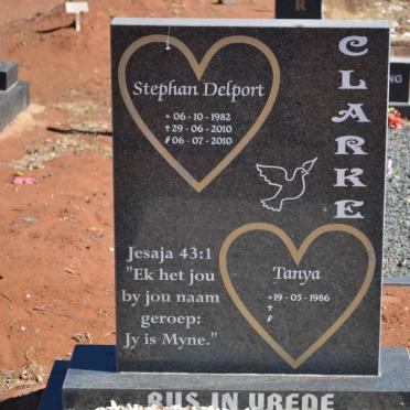 CLARKE Stephan Delport 1982-2010 &amp; Tanya 1986-