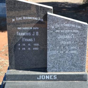 JONES Francois J.B. 1939-2002 &amp; Johanna L. 1940-2002