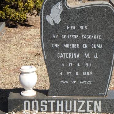 OOSTHUIZEN Caterina M. J. 1911-1982