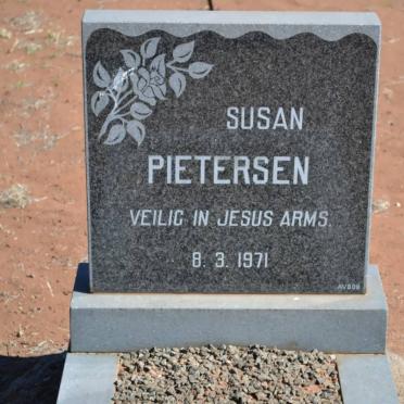 PIETERSEN Susan 1971