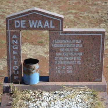 WAAL Angelique, de 2001-2003