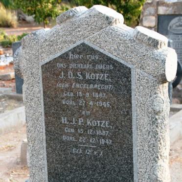 KOTZE J.P. 1887-1947 &amp; J.D.S. nee ENGELBRECHT 1887-1945