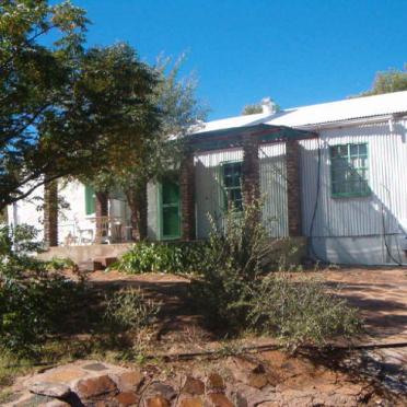 Northern Cape, HAY district, Griekwastad, Rooipan, farm cemetery