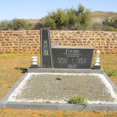 FOURIE Petrus J. 1887-1969 &amp; Elsie S.C. 1887-1975