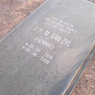 ZYL J.H.M., van 1928-2009