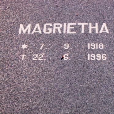 BEZUIDENHOUT Magrietha 1918-1996