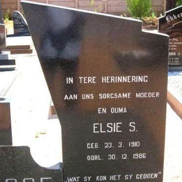 GRESSE Pieter C. 1904-1979 &amp; Elsie S. 1910-1986