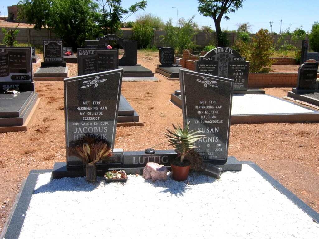 LUTTIG Jacobus Hendrik 1921-2000 &amp; Susan Agnis 1916-2005