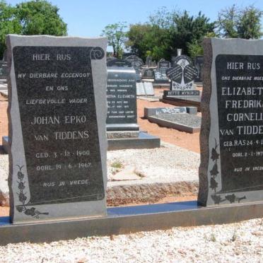 TIDDENS Johan Epko, van 1900-1967 &amp; Elizabeth Fredrika Cornelia RAS 1907-1971