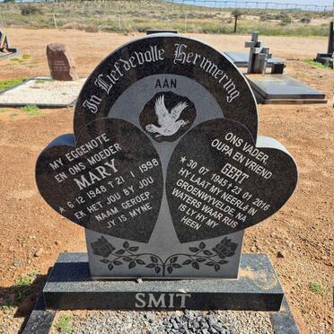 SMIT Gert 1945-2016 & Mary 1948-1998