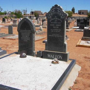 WALTON Henry Robert 1891-1954 &amp; Breggie Elizabeth Susanna NEETHLING 1897-1941