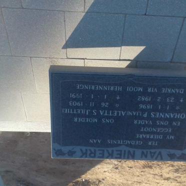 NIEKERK Johannes P., van 1896-1982 &amp; Aletta S.J. 1903-1991