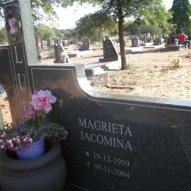 LUDIK Hendrik Erns 1956-2006 &amp; Magrieta Jacomina 1959-2004