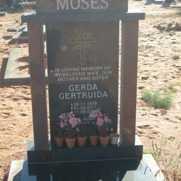 MOSES Gerda Gertruida 1979-2011