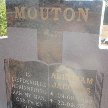 MOUTON Abraham Jacobus 1942-2009