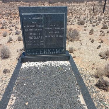 Northern Cape, KENHARDT district, T'Oubeep, Gedeeltes 157, farm cemetery