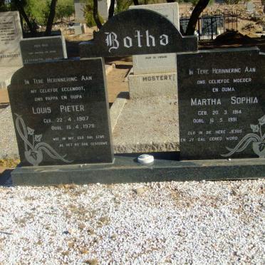 BOTHA Louis Pieter 1907-1978 &amp; Martha Sophia 1914-1991